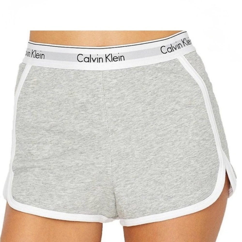 Calvin Klein Women's Heather Gray‎ Shorts | Size L